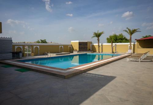 สระว่ายน้ำ, ฤทธิ สิทธิ รีสอร์ต (Riddhi Siddhi Resorts) in ราชสถาน