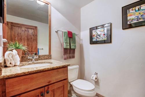 Timberline Cove 203 Condo - image 3
