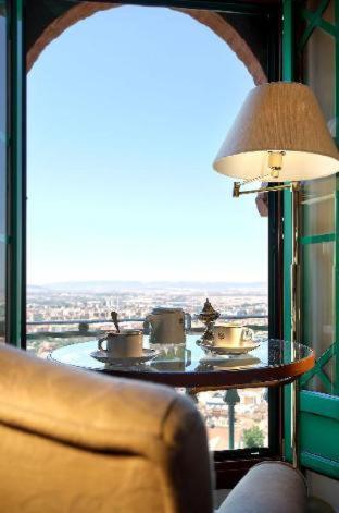 Alhambra Palace Hotel, Гранада (фото 8)