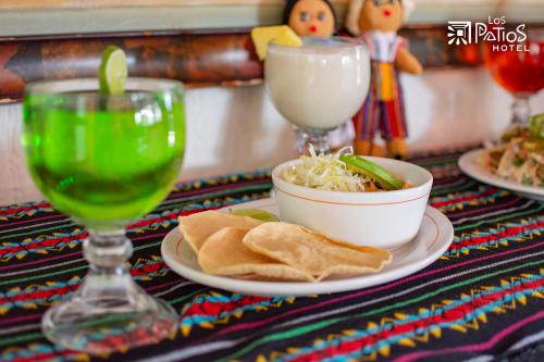 223425840 Hotel Los Patios