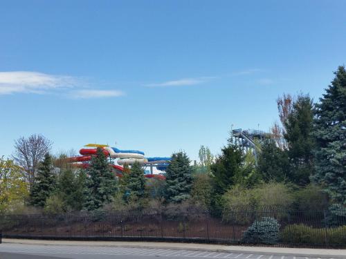 Holiday Inn Express & Suites Allentown-Dorney Park Area by IHG in Allentown, USA
