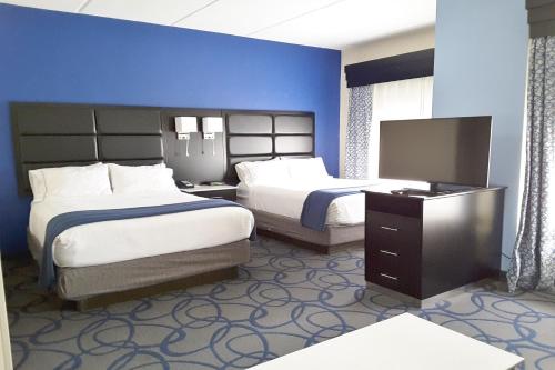 Holiday Inn Express Hotel & Suites Lawrenceville By IHG in ลอว์เรนซ์วิลล์