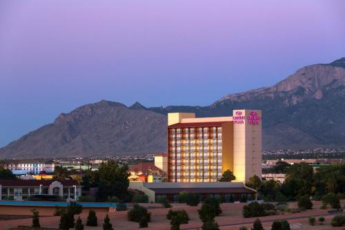 . Albuquerque Crowne Plaza, an IHG Hotel