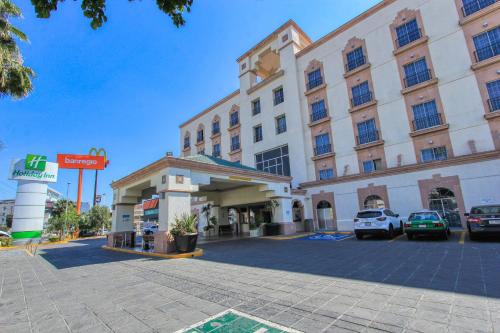 223449325 Holiday Inn Leon by IHG