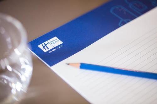 Holiday Inn Express Amsterdam - Sloterdijk Station an IHG Hotel - image 12