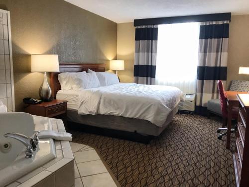 Holiday Inn Alexandria By IHG in Alexandria (MN)