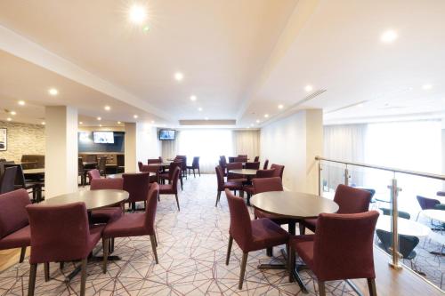Holiday Inn Express Birmingham - Snow Hill an IHG Hotel - image 2