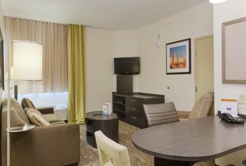 Candlewood Suites San Marcos, an IHG Hotel