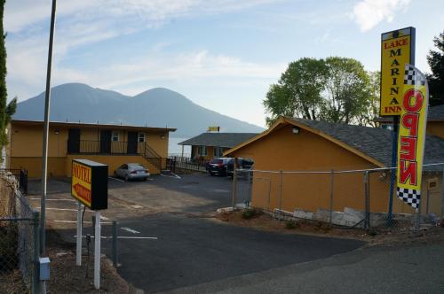Lake Marina Inn - image 3