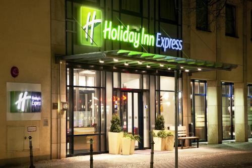 Holiday Inn Express Berlin City Centre, an IHG Hotel