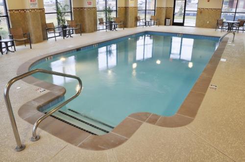 Holiday Inn Express Hotel & Suites Mount Juliet - Nashville Area By IHG - 수영장