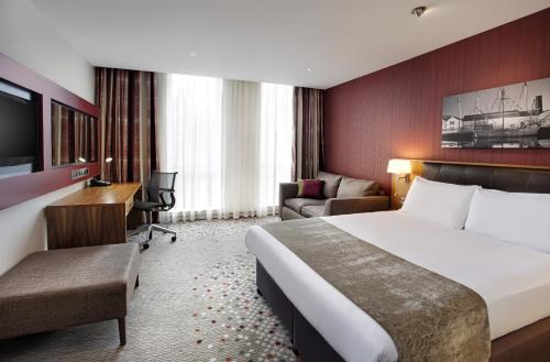 Holiday Inn Bristol City Centre an IHG Hotel - image 13