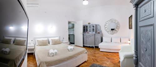 Natalie's Home - image 3
