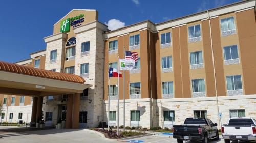 Holiday Inn Express & Suites Houston East - Baytown an IHG Hotel - image 2