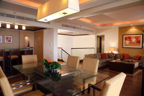 المرافق, فندق ومركز مؤتمرات ذا ريتريت (The Retreat - Hotel & Convention Centre) in مالاد