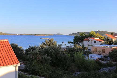 Apartments by the sea Sevid Trogir - 17899 - image 8