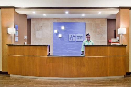 Holiday Inn Express & Suites Buford NE - Lake Lanier Area, an IHG Hotel