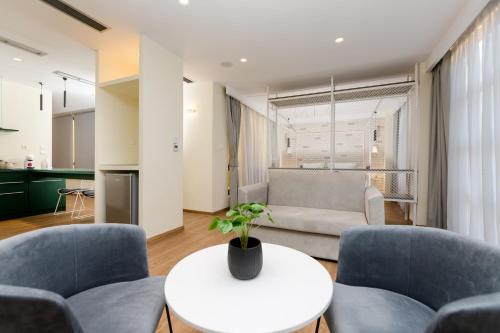 SUITES@SYNGROU-FIX - image 8