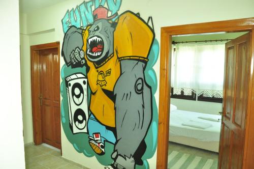 Funky Monkey Antalya Hostel&Pub in Antalya
