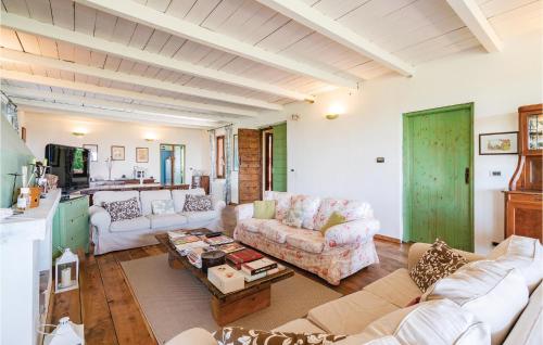  Nice Home In Castelnuovo Calcea With Kitchen in Castelnuovo