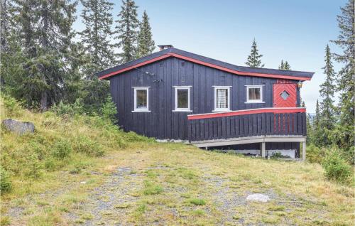 Stunning Home In Sjusjen With Kitchen - Sjusjøen