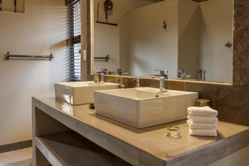 223521943 Ukuthula Bush Lodge