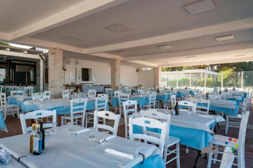 Restaurant, Villaggio Camping Spiaggia Lunga in Grotta Dell'acqua