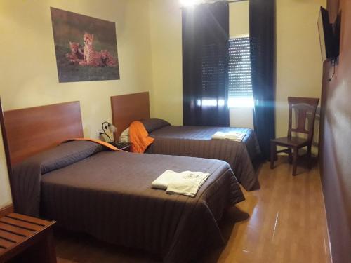 Hostal Restaurante La Zarza