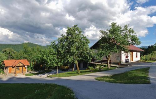 4 Bedroom Lovely Home In Kostel
