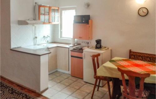  Holiday home Csalogány u-Balatonboglár in Balatonboglár