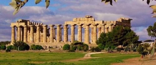 Villa Ceni appartamenti con 2 camere piu servizi in villa con piscina