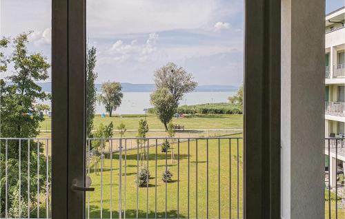  Beautiful apartment in Balatonlelle w/ WiFi and 3 Bedrooms in Balatonlelle