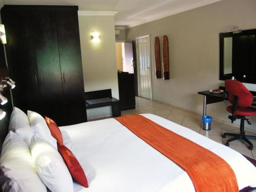Safari Hotel & Convention Centre Room Type - Executive Room