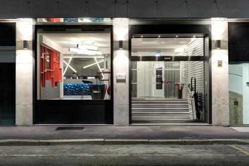 iQ Hotel Milano - main image