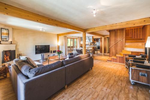 Luxury Chalets & Apartments by Mountain Exposure - image 14