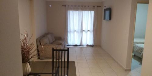 One-Bedroom Apartment image 2