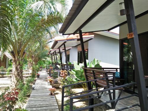 Khao Sok Residence Resort