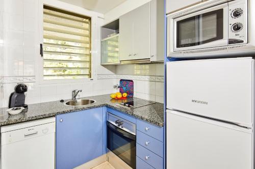 Two-Bedroom Apartment with Pool View (5 Adults)