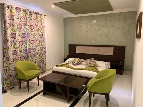 Capital Hôtel外景图