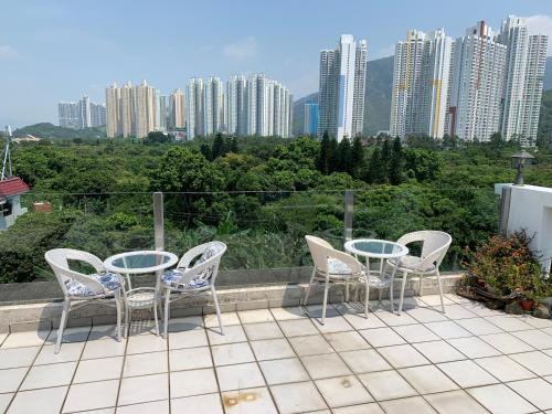 Balcony/terrace, City Oasis Guesthouse near Hong Kong International Airport