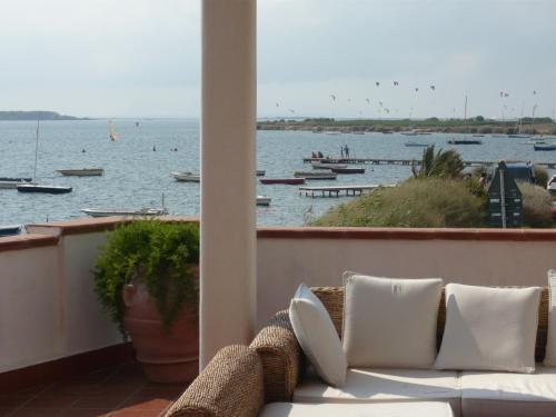 ระเบียง/ชานเรือน, Laguna dei Fenici in บีร์จี เวกกี