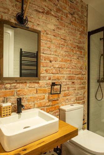 Cortes AC by Staynnapartments 4