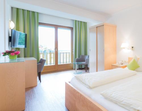 Golf-Tennis-Wellnesshotel Mori – Klopeiner See (Klopsteiner Lake), CA