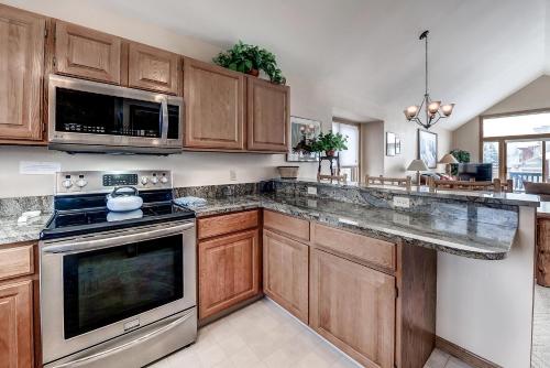 Pitkin Townhome 704 - image 9