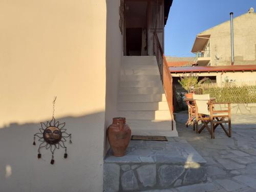  Grandpa's house & coffee-shop in Florina