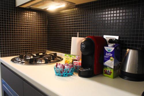 Kitchen, Cosenza Luxury Apartment in Cosenza