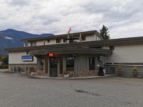 Intrare, Hope Inn and Suites in Hope (BC)