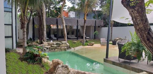 Suites and Art in Cancún, Mexico