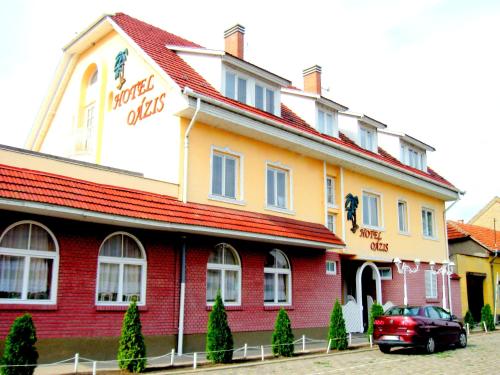 Oázis Hotel Étterem, Kiskunfélegyháza bei Kecskemét