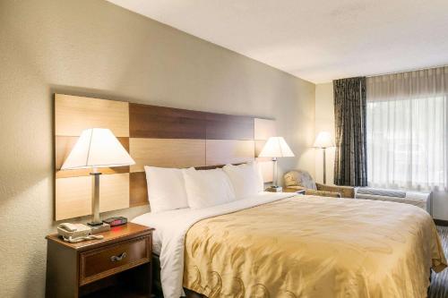 Quality Inn & Suites near Lake Eufaula